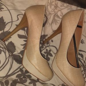 Marco Santi beige highheels
